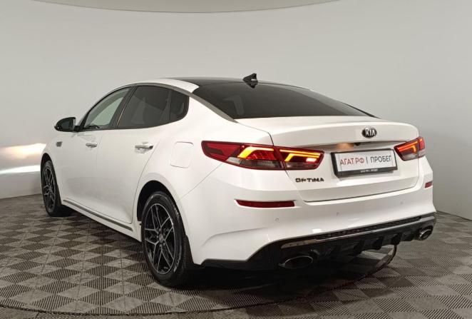 Kia Optima IV Рестайлинг с пробегом 2018 года, цена 2 149 000 рублей, 111270 км, седан, Автокод Объявления
