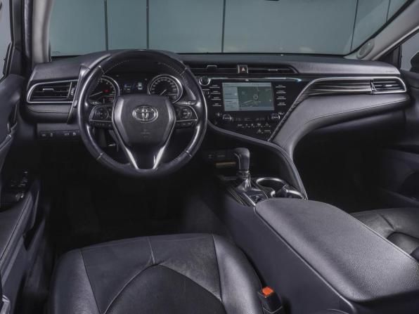 Toyota Camry VIII (XV70) с пробегом 2018 года, цена 2 690 000 рублей, 93817 км, седан, Автокод Объявления