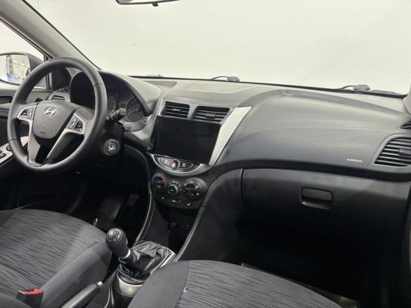 Hyundai Solaris I Рестайлинг с пробегом 2015 года, цена 730 000 рублей, 219082 км, седан, Автокод Объявления