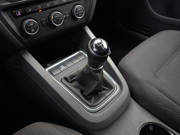 Volkswagen Jetta VI Рестайлинг с пробегом 2015 года, цена 1 029 000 рублей, 161500 км, седан, Автокод Объявления