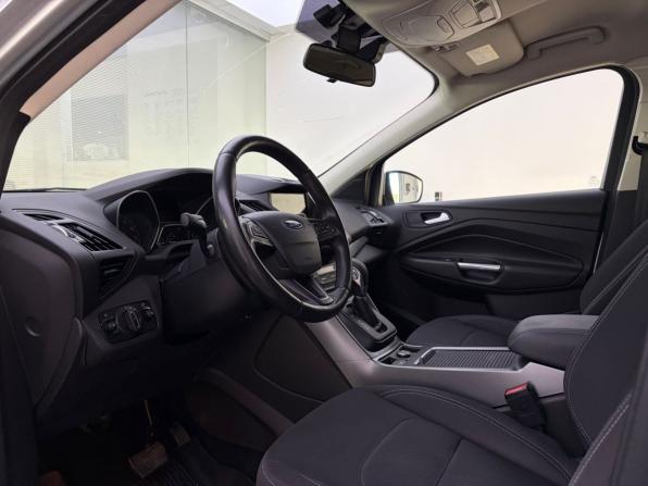 Ford Kuga II Рестайлинг с пробегом 2019 года, цена 1 720 000 рублей, 80044 км, внедорожник, Автокод Объявления