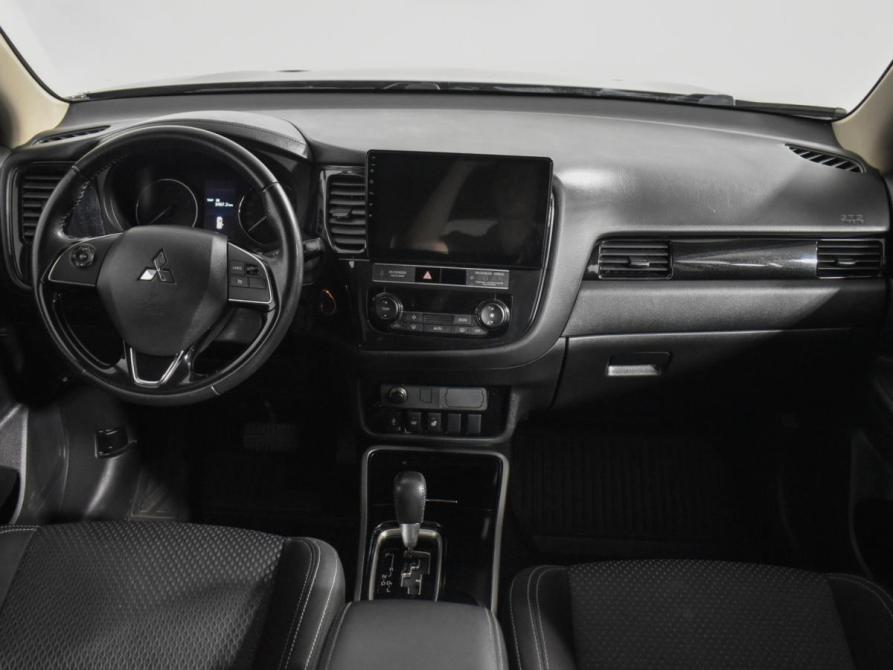 Mitsubishi Outlander III Рестайлинг 3 Санкт-Петербург  - изображение 14