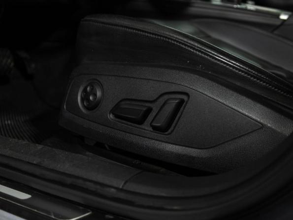 Audi A4 V (B9) с пробегом 2016 года, цена 2 376 000 рублей, 182333 км, седан, Автокод Объявления
