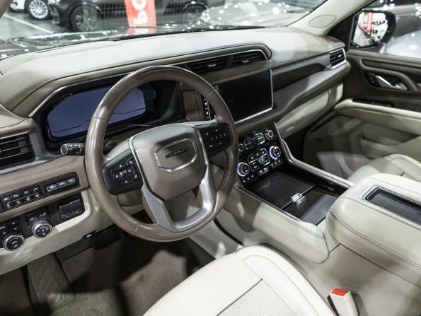 GMC Yukon V с пробегом 2022 года, цена 6 906 205 рублей, 79422 км, внедорожник, Автокод Объявления