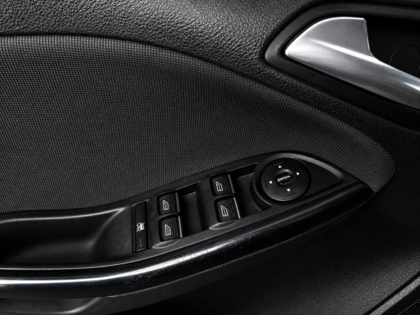 Ford Focus III с пробегом 2012 года, цена 639 000 рублей, 217828 км, хэтчбек, Автокод Объявления