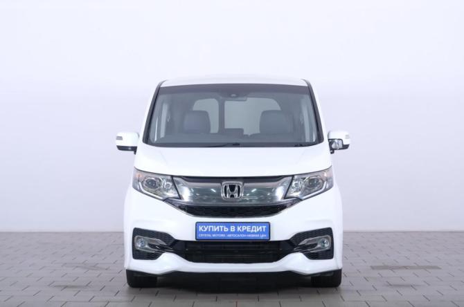 Honda Stepwgn V с пробегом 2016 года, цена 2 049 000 рублей, 97150 км, минивэн, Автокод Объявления