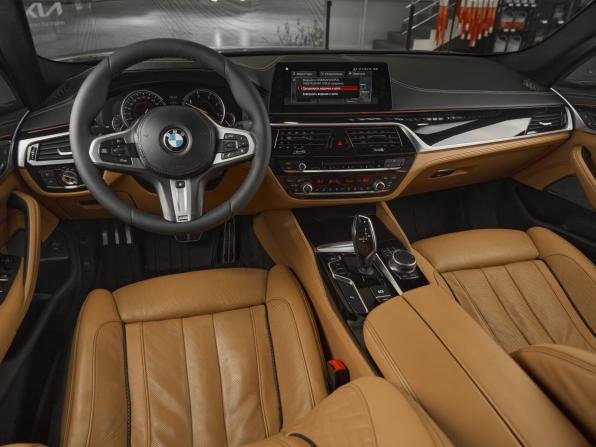 BMW 5 серии VII (G30/G31/G38) с пробегом 2017 года, цена 3 699 000 рублей, 148900 км, седан, Автокод Объявления