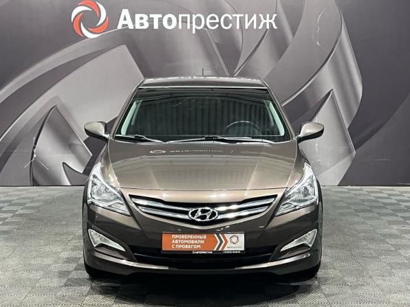 Hyundai Solaris I Рестайлинг с пробегом 2015 года, цена 950 000 рублей, 141600 км, седан, Автокод Объявления