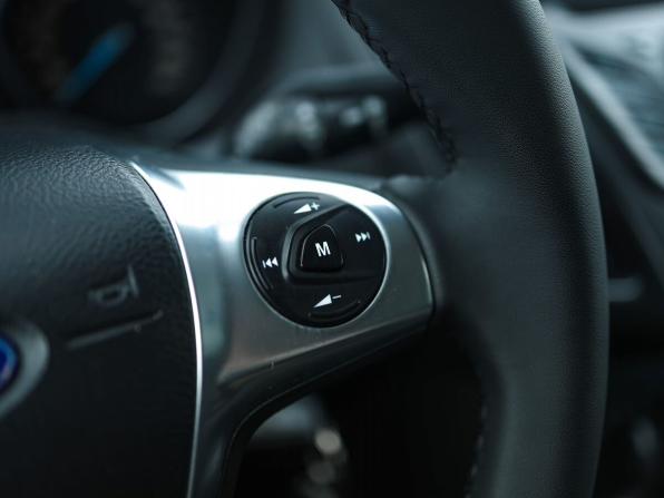 Ford Focus III с пробегом 2013 года, цена 979 000 рублей, 67304 км, хэтчбек, Автокод Объявления