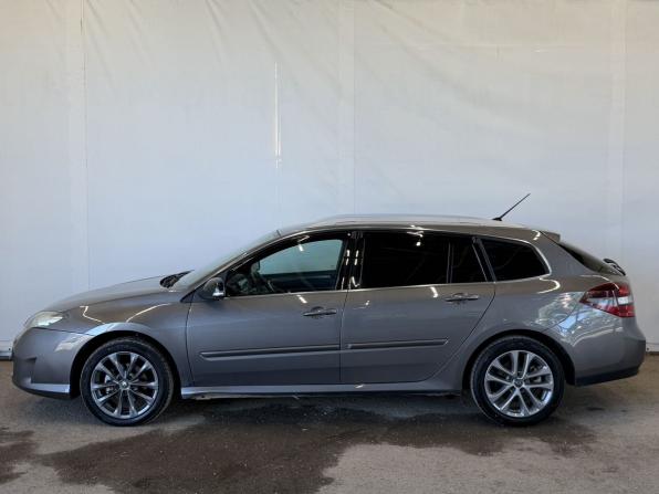 Renault Laguna III Рестайлинг с пробегом 2010 года, цена 850 000 рублей, 232331 км, универсал, Автокод Объявления