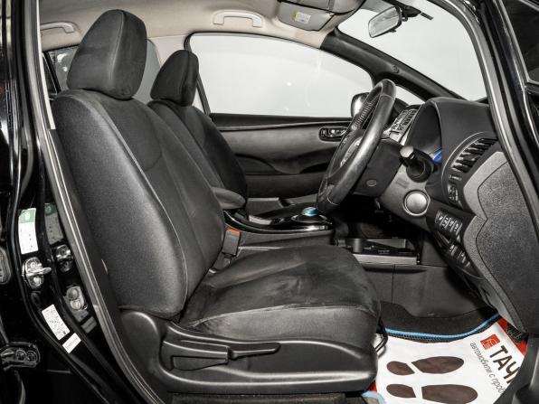 Nissan Leaf I (ZE0/AZE0) с пробегом 2014 года, цена 855 000 рублей, 123605 км, хэтчбек, Автокод Объявления
