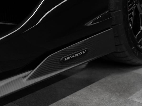Lamborghini Revuelto с пробегом 2025 года, цена 84 000 000 рублей, 605 км, купе, Автокод Объявления