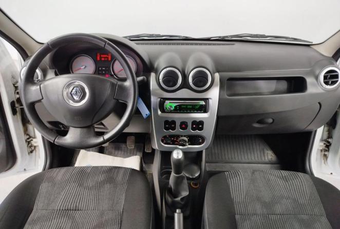 Renault Logan I Рестайлинг с пробегом 2010 года, цена 700 000 рублей, 65094 км, седан, Автокод Объявления