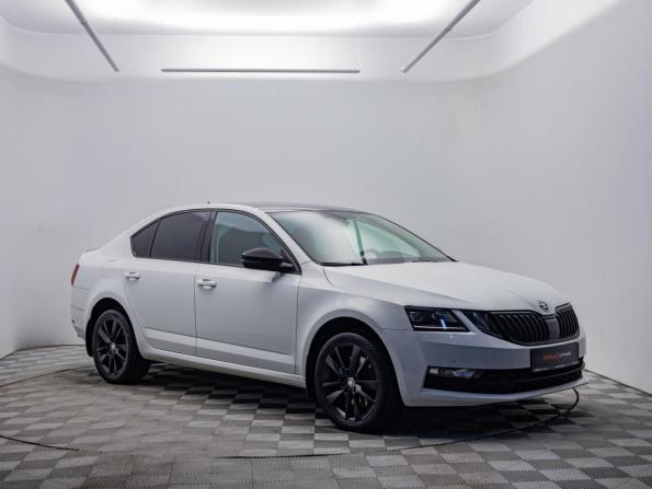 Skoda Octavia III (A7) Рестайлинг с пробегом 2018 года, цена 1 798 000 рублей, 173813 км, лифтбек, Автокод Объявления