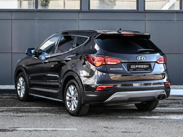 Hyundai Santa Fe III Рестайлинг с пробегом 2018 года, цена 2 349 000 рублей, 256929 км, внедорожник, Автокод Объявления