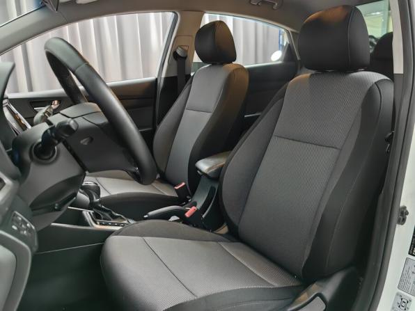 Hyundai Solaris II с пробегом 2017 года, цена 798 000 рублей, 287000 км, седан, Автокод Объявления