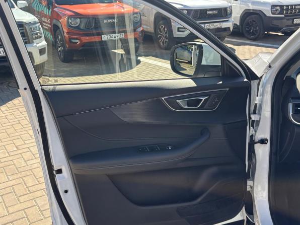Chery Tiggo 4 Pro I с пробегом 2023 года, цена 1 600 000 рублей, 32590 км, внедорожник, Автокод Объявления