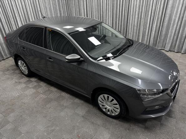 Skoda Rapid II с пробегом 2021 года, цена 1 520 000 рублей, 92388 км, лифтбек, Автокод Объявления