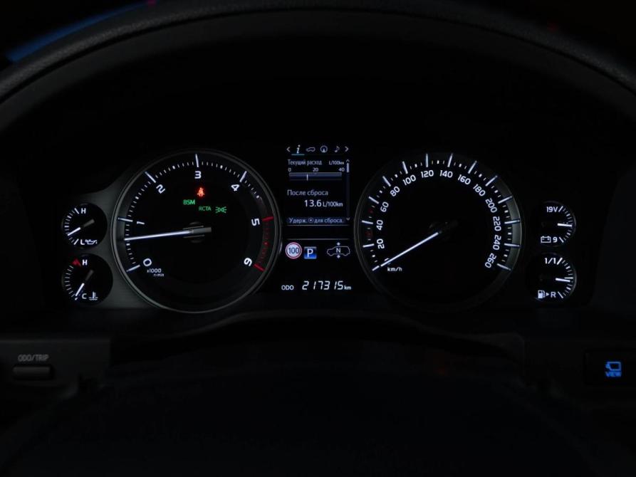 Toyota Land Cruiser 200 Series Рестайлинг 2 Москва  - изображение 28