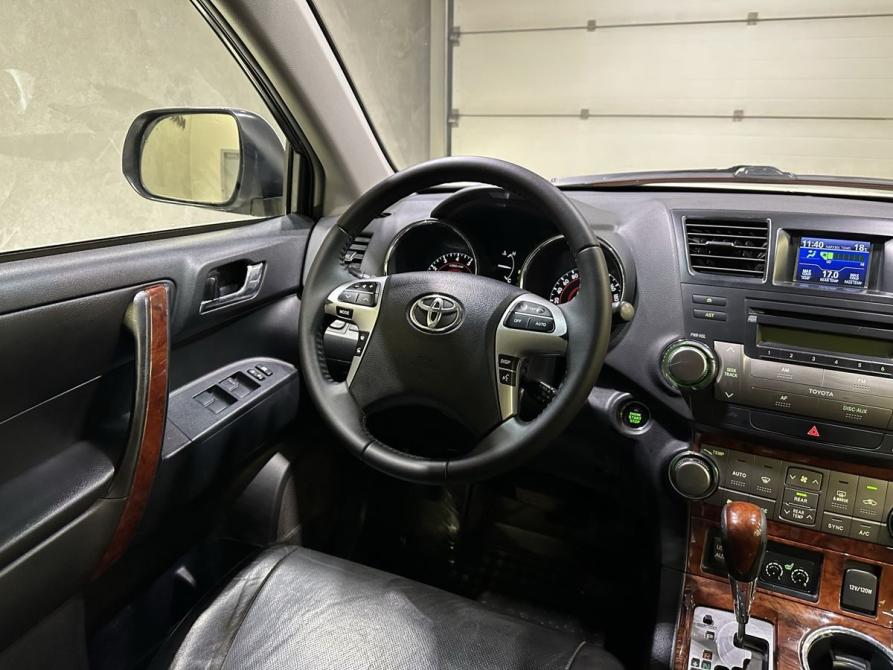 Toyota Highlander II (XU40) Рестайлинг Новосибирск  - изображение 18