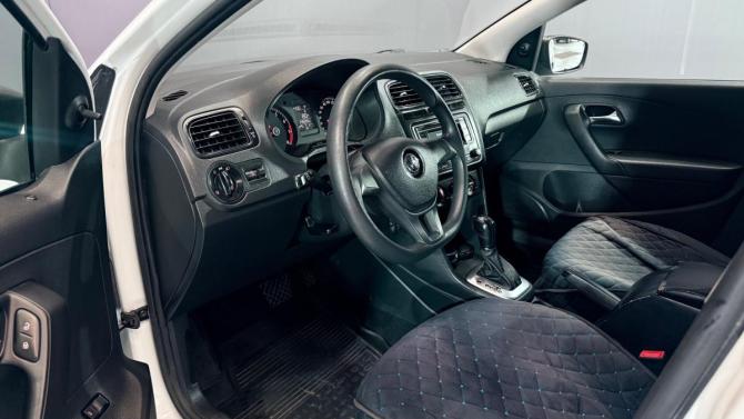 Volkswagen Polo V Рестайлинг с пробегом 2017 года, цена 795 000 рублей, 248399 км, седан, Автокод Объявления