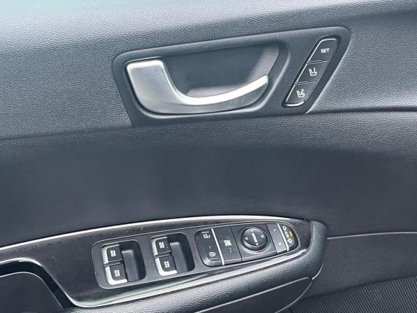 Kia Optima IV Рестайлинг с пробегом 2018 года, цена 1 995 000 рублей, 139000 км, седан, Автокод Объявления