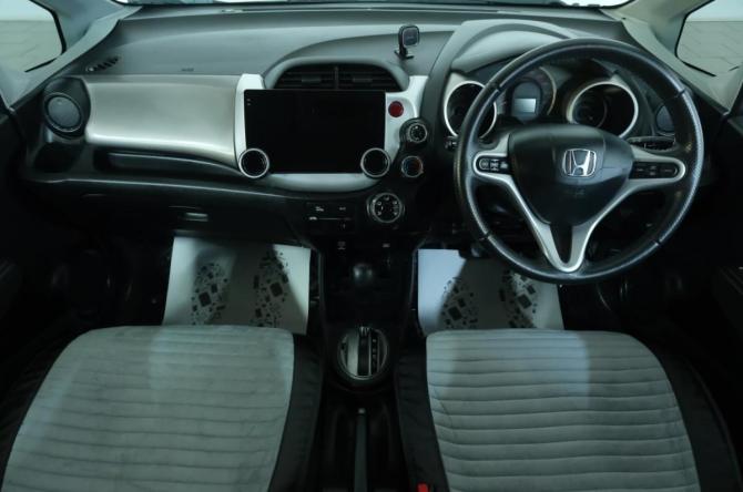 Honda Fit II с пробегом 2010 года, цена 869 000 рублей, 116000 км, хэтчбек, Автокод Объявления