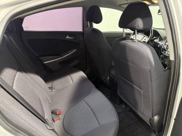 Hyundai Solaris I с пробегом 2014 года, цена 969 800 рублей, 124000 км, седан, Автокод Объявления