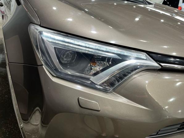 Toyota RAV4 IV (XA40) Рестайлинг с пробегом 2017 года, цена 2 230 000 рублей, 301700 км, внедорожник, Автокод Объявления