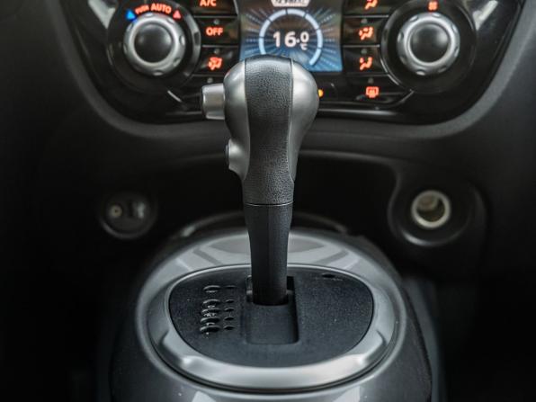 Nissan Juke I с пробегом 2013 года, цена 998 000 рублей, 107090 км, внедорожник, Автокод Объявления
