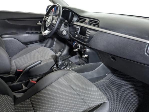 Kia Rio III Рестайлинг с пробегом 2017 года, цена 1 265 000 рублей, 62000 км, седан, Автокод Объявления