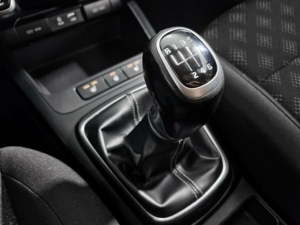 Kia Rio IV с пробегом 2017 года, цена 1 239 000 рублей, 120289 км, седан, Автокод Объявления