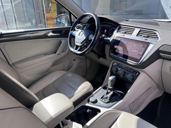 Volkswagen Tiguan II с пробегом 2017 года, цена 2 899 000 рублей, 50000 км, внедорожник, Автокод Объявления