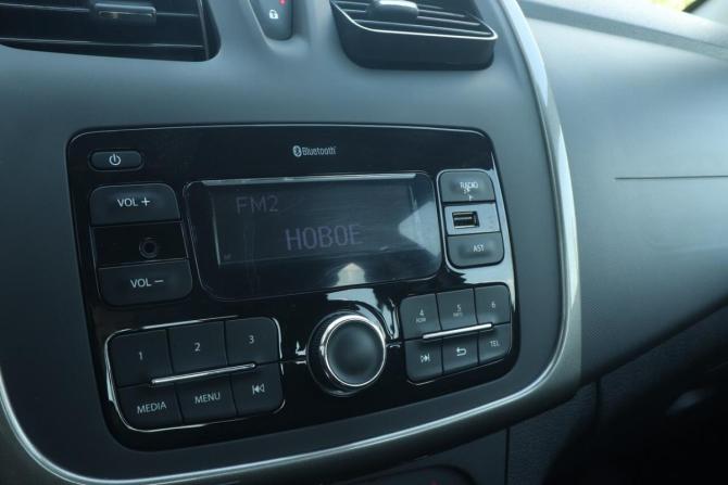 Renault Logan II Рестайлинг с пробегом 2022 года, цена 1 137 000 рублей, 89125 км, седан, Автокод Объявления