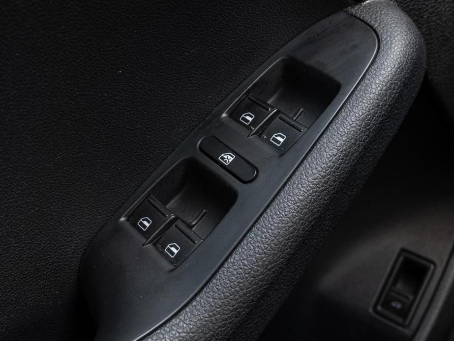 Volkswagen Jetta VI Рестайлинг Краснодар  - изображение 22