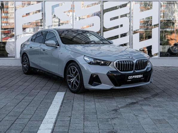 BMW 5 серии VIII (G60/G61/G68) с пробегом 2023 года, цена 6 277 800 рублей, 38786 км, седан, Автокод Объявления