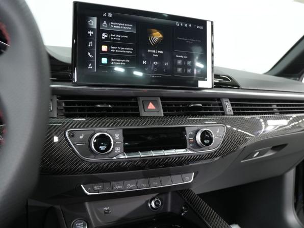 Audi A4 V (B9) Рестайлинг с пробегом 2025 года, цена 5 500 000 рублей, 20 км, седан, Автокод Объявления