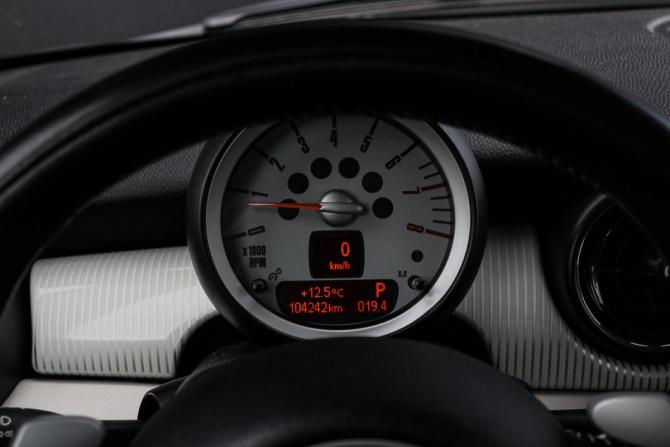 Mini Hatch II (R56) с пробегом 2009 года, цена 1 250 000 рублей, 104051 км, хэтчбек, Автокод Объявления