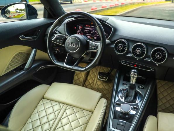 Audi TT III (8S) с пробегом 2015 года, цена 2 870 000 рублей, 104000 км, купе, Автокод Объявления