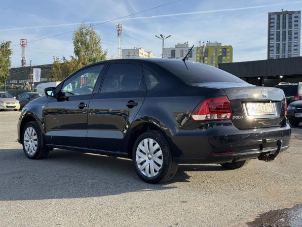 Volkswagen Polo V с пробегом 2015 года, цена 859 000 рублей, 143915 км, седан, Автокод Объявления