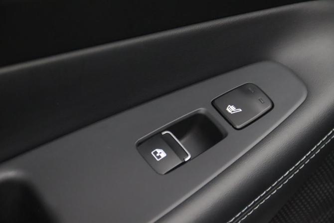 Hyundai Santa Fe IV Рестайлинг с пробегом 2021 года, цена 3 495 170 рублей, 77706 км, внедорожник, Автокод Объявления