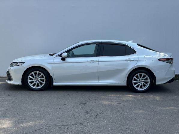 Toyota Camry VIII (XV70) Рестайлинг с пробегом 2021 года, цена 1 450 000 рублей, 375124 км, седан, Автокод Объявления