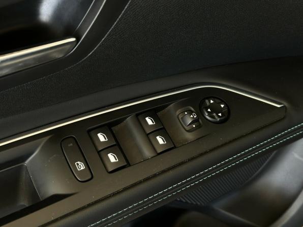 Peugeot 4008 II Рестайлинг с пробегом 2023 года, цена 2 999 000 рублей, 12470 км, внедорожник, Автокод Объявления