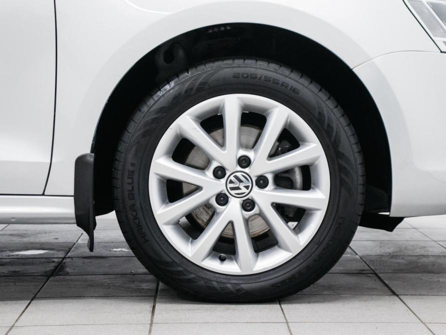 Volkswagen Jetta VI Красноярск  - изображение 28