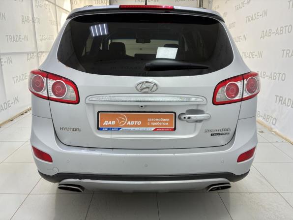 Hyundai Santa Fe II Рестайлинг с пробегом 2011 года, цена 1 399 000 рублей, 178000 км, внедорожник, Автокод Объявления