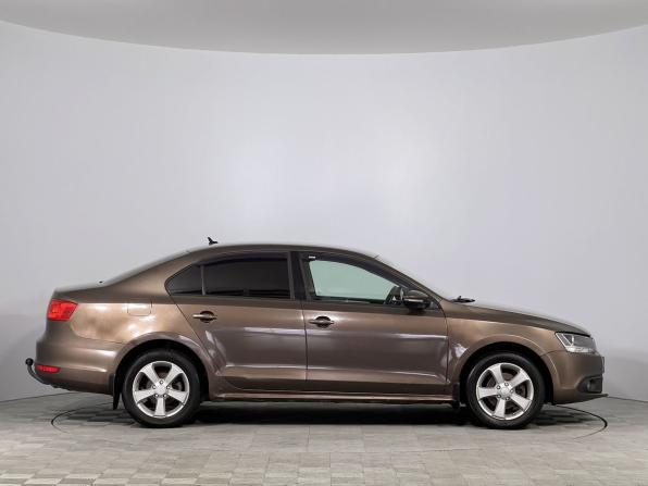 Volkswagen Jetta VI с пробегом 2012 года, цена 800 000 рублей, 220535 км, седан, Автокод Объявления