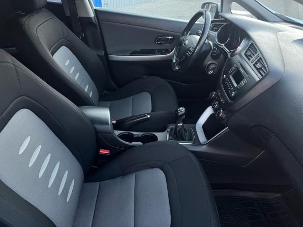 Kia Ceed II с пробегом 2014 года, цена 900 000 рублей, 239932 км, хэтчбек, Автокод Объявления