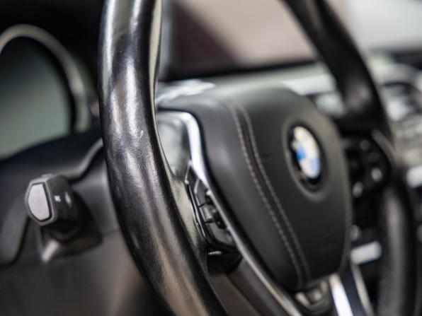 BMW 5 серии VII (G30/G31/G38) с пробегом 2017 года, цена 3 498 000 рублей, 66256 км, седан, Автокод Объявления