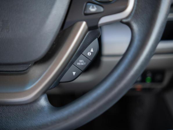 Honda Stepwgn V с пробегом 2015 года, цена 1 799 000 рублей, 176569 км, минивэн, Автокод Объявления