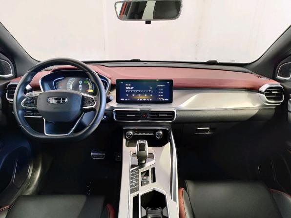 Geely Coolray I с пробегом 2022 года, цена 1 849 000 рублей, 29305 км, внедорожник, Автокод Объявления